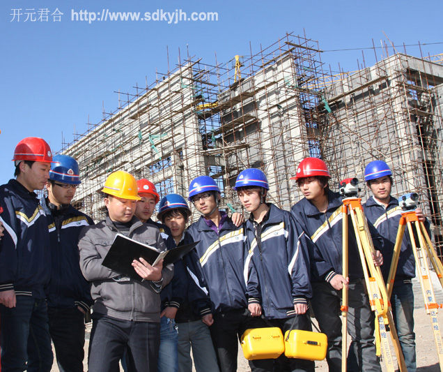 建筑劳务资质增项有哪些注意事项?